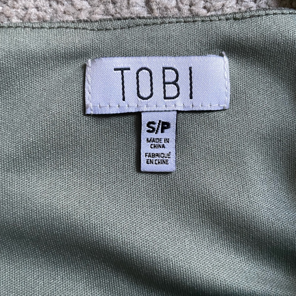 TOBI HANNAH DEEP V-NECK WRAP SHIFT DRESS in SAGE GREEN - Picture 6 of 6